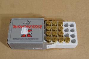 lot 23 image: 13 Winchester Super-X .45 Auto 185 Gr Silvertip HP Ammo