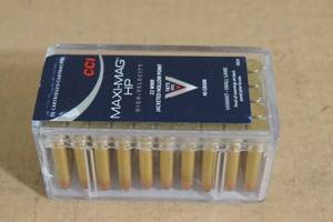 lot 43 image: 50 CCI Maxi-Mag .22 WMR 40 Gr JHP Ammo