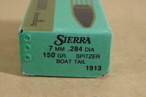 lot 126 image: 100 Sierra Game King 7mm .284 150 Gr Spitzer Boat Tail Bullets