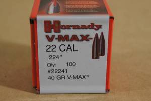 lot 134 image: 100 Hornady V-Max 22 Cal .224 40 Gr Bullets