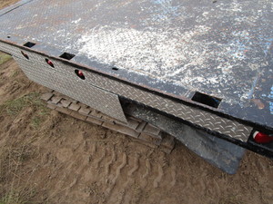 lot 3 image: Truck bed with headache rack, stake...