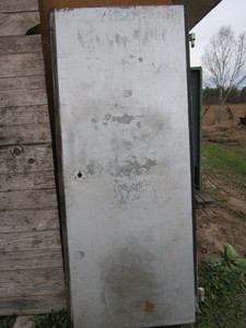 lot 49 image: Door for walk-in cooler, 36Wx80H...