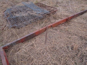 lot 84 image: Steel frame drag with box spring & ...