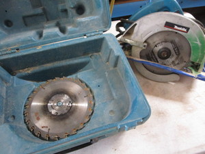 lot 119 image: Makita 7-14 circular saw...