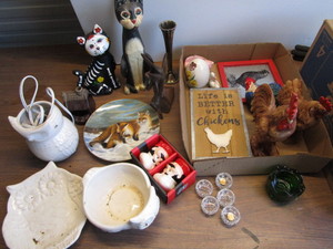 lot 174 image: Chickens, owls, cats, salt & pepper...