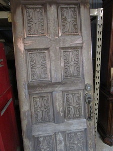 lot 257 image: Vintage 8 panel door, 31.75Wx80Hx...