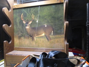 lot 273 image: Fall arrest 10531, gun rack - 4 pla...