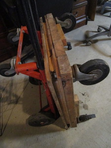 lot 274 image: Hand truck - 2 way, heavy duty doll...