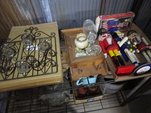 lot 283 image: Wall votive holder, nut crackers, U...