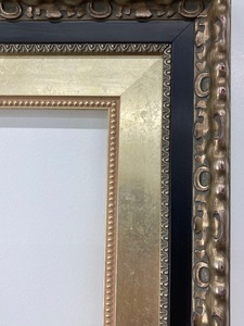 lot 46 image: Large Decorative Frame 39 x 52