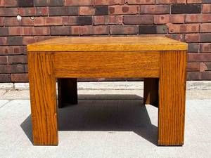 Vintage EndCoffee Table