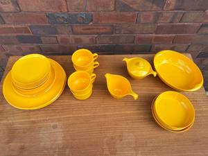 Lenox Ware Dining Set