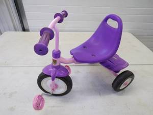 Radio Flyer Kids Trike