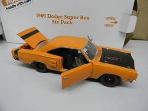 THE DANBURY MINT 124 SCALE DIECAST 1969 DODGE SUPER BEE SIX PACK - NEW IN BOX - AWESOME PIECE - SEE PICTURES