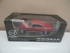 AMERICAN MUSCLE 118 SCALE DIECAST 1966 CHEVY CHEVELLE SS 396 - IN BOX - VERY COOL PIECE - SEE PICTURES