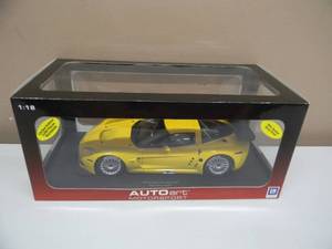AUTO ART MOTORSPORT 118 SCALE DIECAST CHEVROLET CORVETTE C6R PLAIN BODY VERSION - LIMITED EDITION 3,000 PIECES WORLDWIDE  - NEW IN BOX - CRAZY AWESOME PIECE - SEE PICTURES
