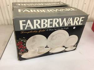 lot 2 image: Brand New Never Used Vintage Farberware Simplicity Gold 45 Piece Dishware Set