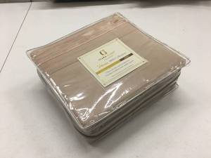lot 86 image: Brand New Clara Clark 1800 Thread Count King Size 4 Piece Sheet Set