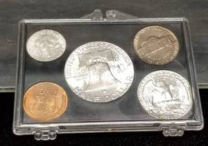 1955 US MINT SET IN PLASTIC SHARP BU COINS