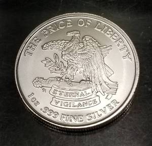 1 TROY OZ .999 FINE SILVER DONT TREAD ON ME ROUND