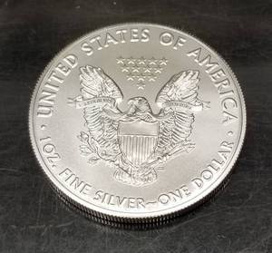2018 AMERICAN SILVER EAGLE 1 TROY OZ .999 FINE SILVER DOLLAR