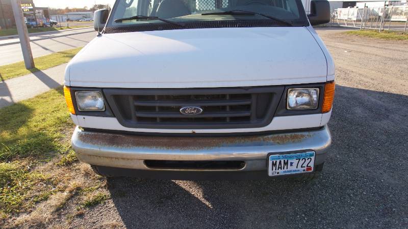 2003 E-250 Cargo Ford Van