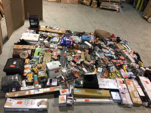 Lot of Bathroom Items and Misc Item Various Models Sizes and Conditions See Pictures