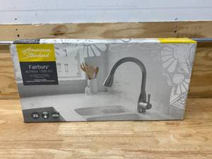 lot 25 image: AMERICAN STANDARD Fairbury Single-Handle Pull-Down Sprayer Kitchen Faucet in Stainless Steel