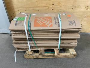 lot 94 image: THE HOME DEPOT- Pallet of 24 in. L x 20 in. W x 21 in. D Extra-Large Moving Boxes with Handles