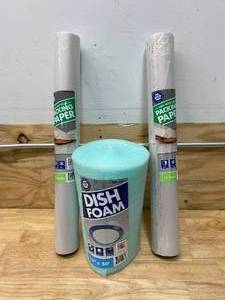 lot 112 image: Lot of Packing Foam and Paper