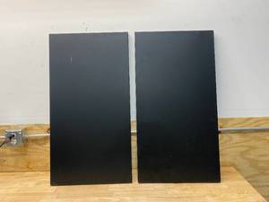 lot 119 image: Lot of 2 Metal Shelves
