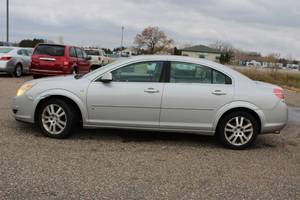 2007 Saturn Aura XE - 2 OWNERS