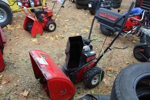 lot 269 image: MTD Yard Machines 44340 Snowblower, 2-stage, Electric Start