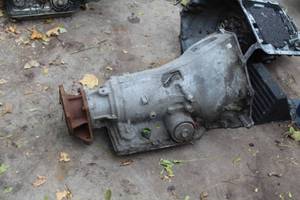 lot 234 image: GM 700 R4 Transmission Core 4WD
