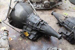 lot 239 image: 1965-1970 Chevrolet Powerglide Transmission Core