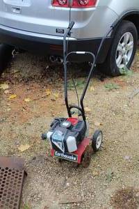 lot 252 image: Earthquake Tiller