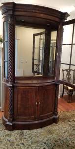 Spectacular Curved Front Henredon Display Cabinet
