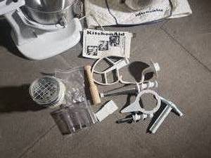 Kitchen Aid K5 Stand Mixer and Attachments