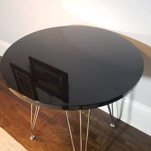 Retro Gloss Black Caf Table
