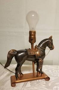 lot 27 image: Vintage Figural Copper Horse Table Lamp