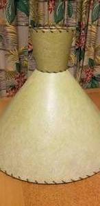 lot 20 image: Atomic Lime Green Fiberglass Lamp Shade