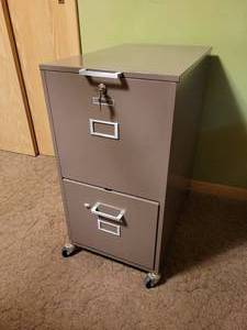 lot 131 image: Filing Cabinet 2 Drawer by Oxford