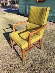 lot 32 image: Awesome MCM Armed Accent Chair