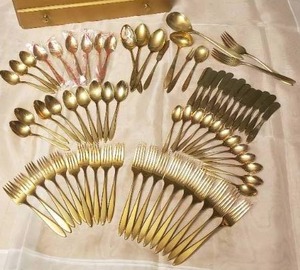 lot 39 image: Vintage Dirilyte Dirigold Sweden Flatware Service  Regal Pattern
