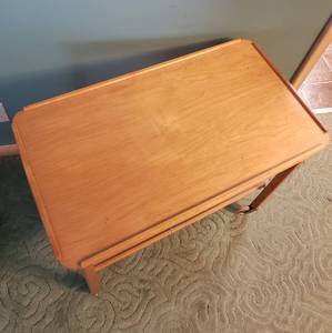 lot 57 image: Mid-century Tea Cart
