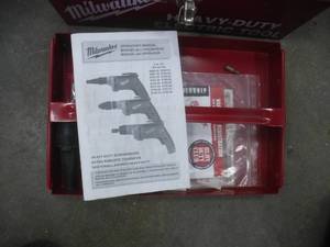 Milwaukee Screw Driver