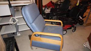 Hospital Padded Reclining Chair On Casters That Lock--VERY GOOD CONDITION