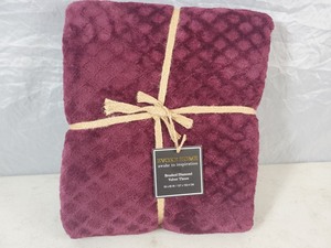 New Evoke Home Brushed Diamond Velvet Throw