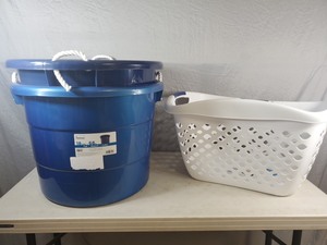 New Tubs and New Hip Grip Clothes Basket