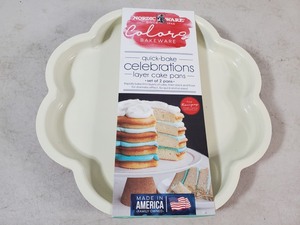 New Nordic Ware Layered Cake Pan Set